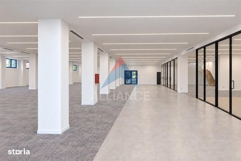 Spațiu comercial, de 750 mp, în Central