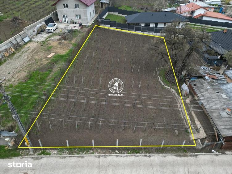 Teren de 680 mp, în Valea Lupului