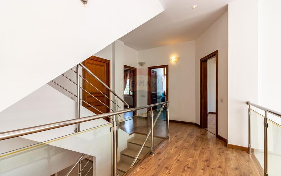 Casa / Vila in Pipera de inchiriat, Iancu Nicolae, 5 x... - 2