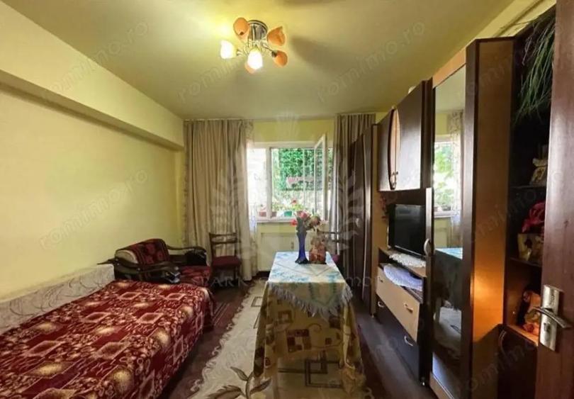 GARSONIERA DE VANZARE - 1