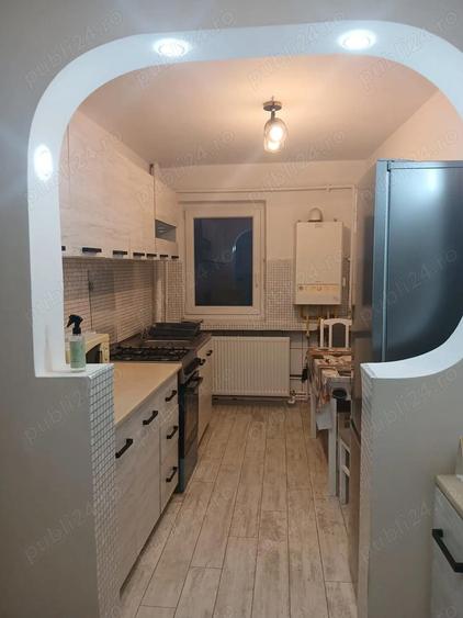 Inchiriez apartament 2 camere in M-uri - 2