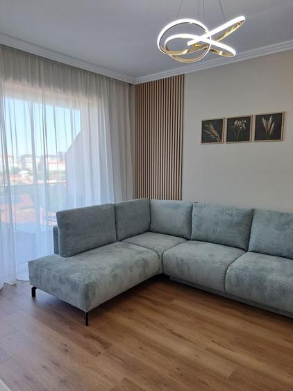 Apartament cu 2 camere decomandat în Exterior Vest