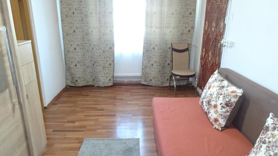 Vand apartament cu 2 camere in Deva, zona Dacia, etaj 4, bloc de 4 etaje, izolat - 2
