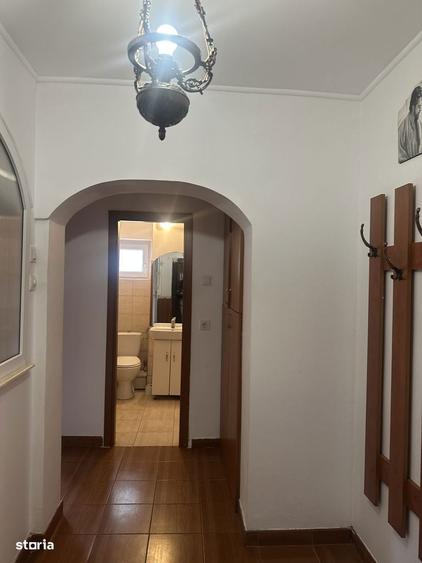 Campina - ap. 2 cam - 250 Euro/Luna - 1