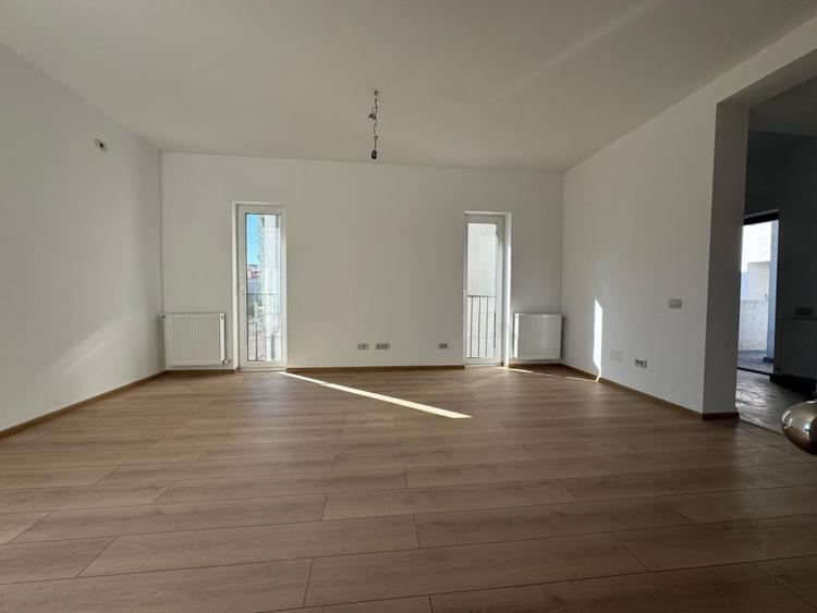 Duplex spatios 143 mp cu garaj si curte – Citadella Garden - 5