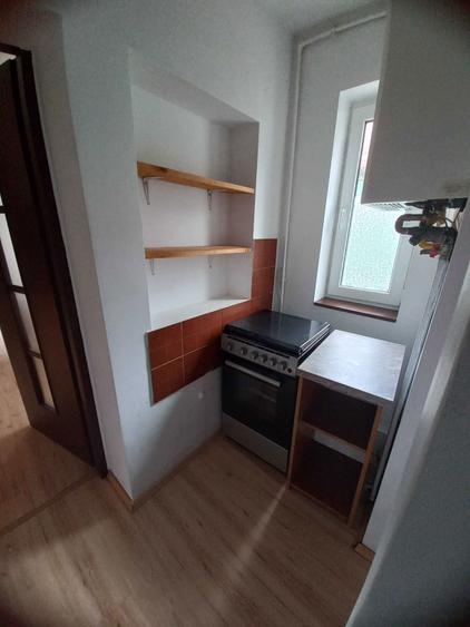 Inchiriez apartament 2 camere, la casa, zona Cl. Dumbravii - 3