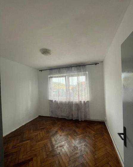 Apartament 2 camere parter zona centrala,cartier Dupa-Zid,loc. Medias - 5