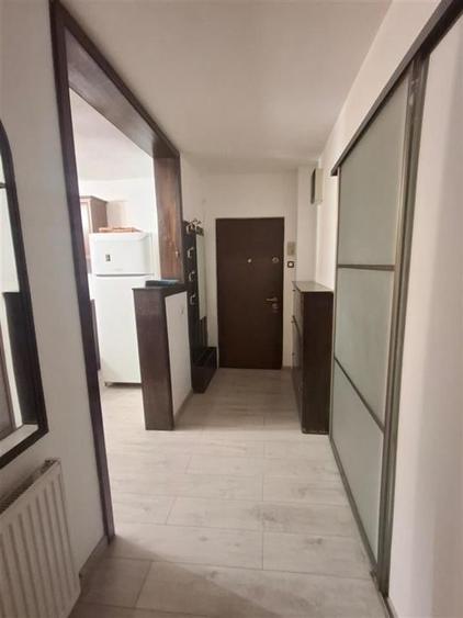 Apartament 3 camere decomandat pivnita zona Strand - 7