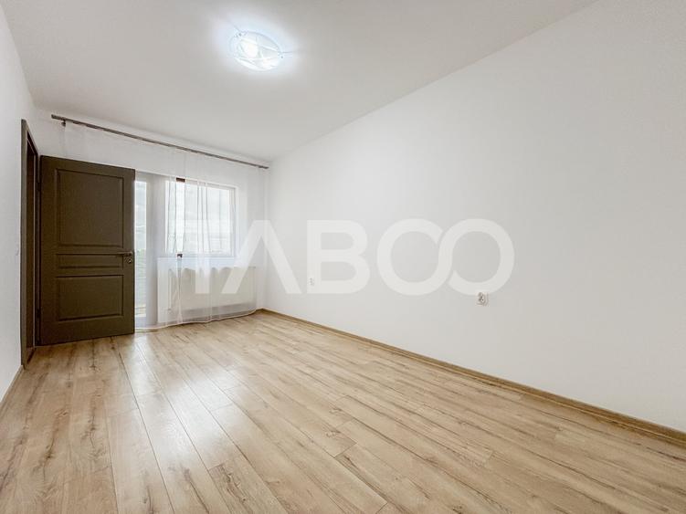 De inchirat unitate duplex 6 camere curte individuala zona Buna Ziua - 10