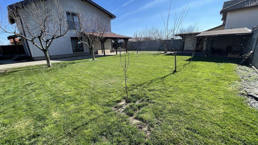Duplex in Dumbravita cu teren generos - 1