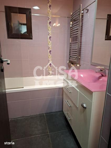 Apartament cu 3 camere decomandat în Central