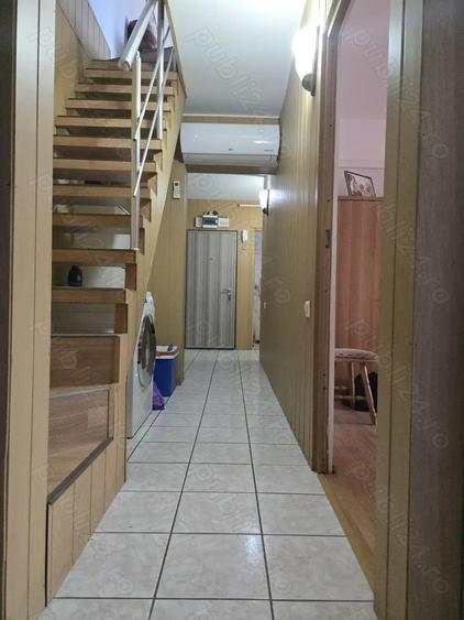 Apartament etaj 4 plus mansarda, scara interioara. Lapusneanu, zona Dacia. - 2