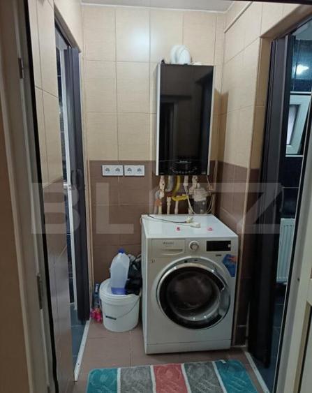 Casa renovata complet 4 camere , Living Open space , plus ca - 12