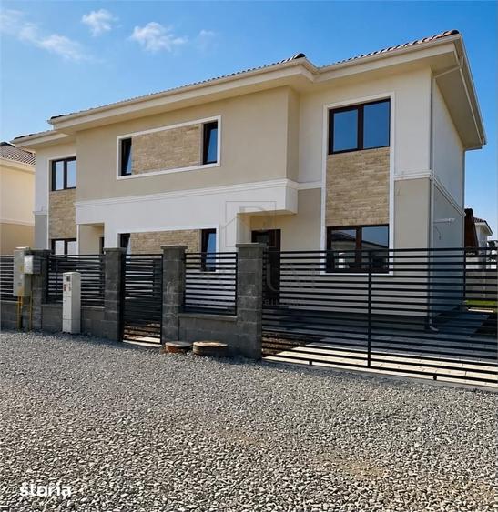 Casă cu 4 camere cu Teren 300 Mp în Central