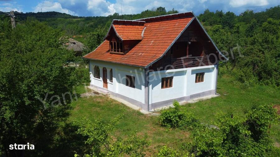 Casă cu 3 camere în Ciofrângeni