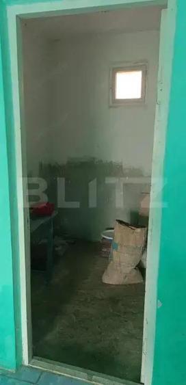 Casa cu 3 camere, bucatarie si baie, 105 mp ?i un teren de 1900 mp - 6