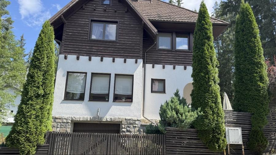 VILA cu specific montan ,Deosebita in Predeal zona Cioplea - 15