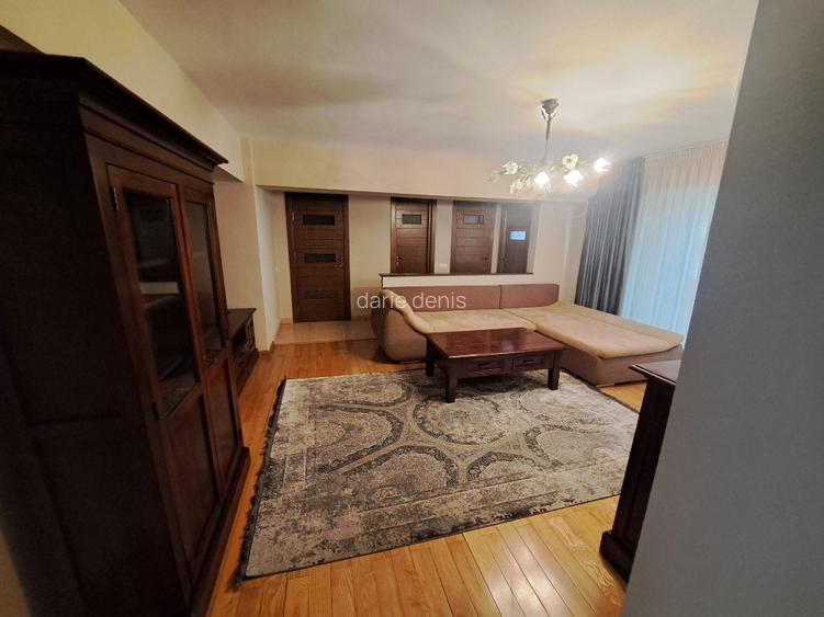 Proprietar, ofer spre închiriere apartament 3 camere Bd. Decebal, București