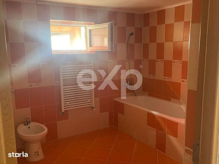 Casa / Vila cu 6 camere de vanzare Leontinesti - Bacau - 1