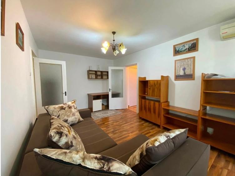 Apartament cu 2 camere decomandat în Drumul Taberei