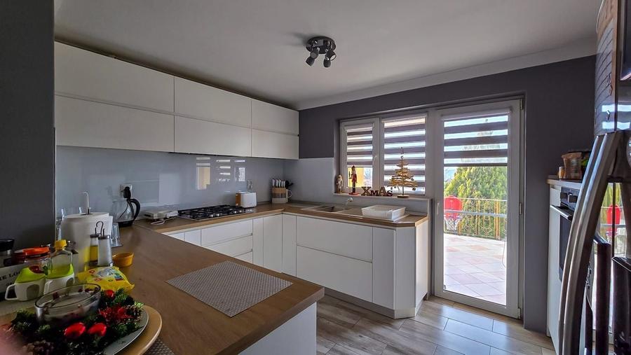 Vila superba | Teren 2300mp | Dealul cu tei | Aninoasa&nbsp;|&nbsp;Doicesti - 11