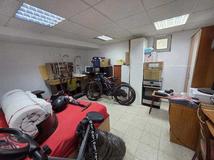 De vanzare apartament 3 camere zona Lunca, Re?i?a - 5