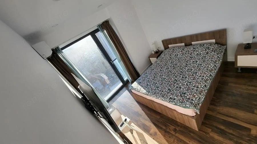 Apartament cu 3 camere decomandat în Banu Manta