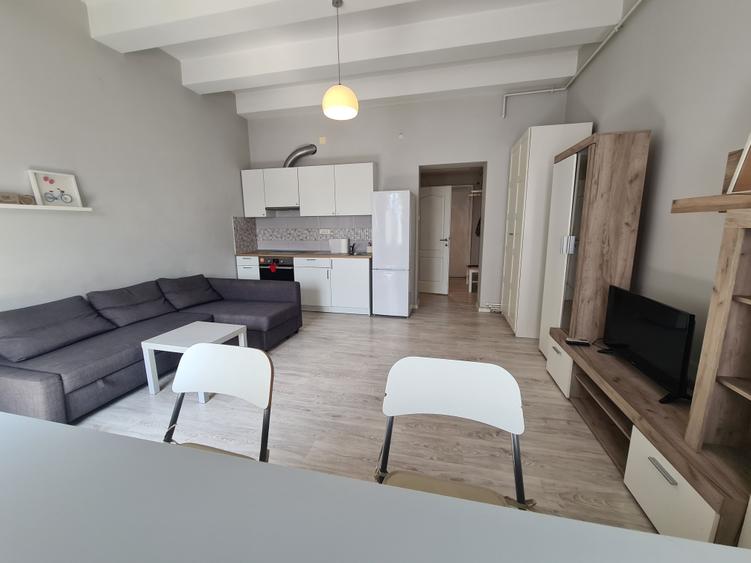 Garsoniera centrala proprie 5 min  m Universitatii - 2