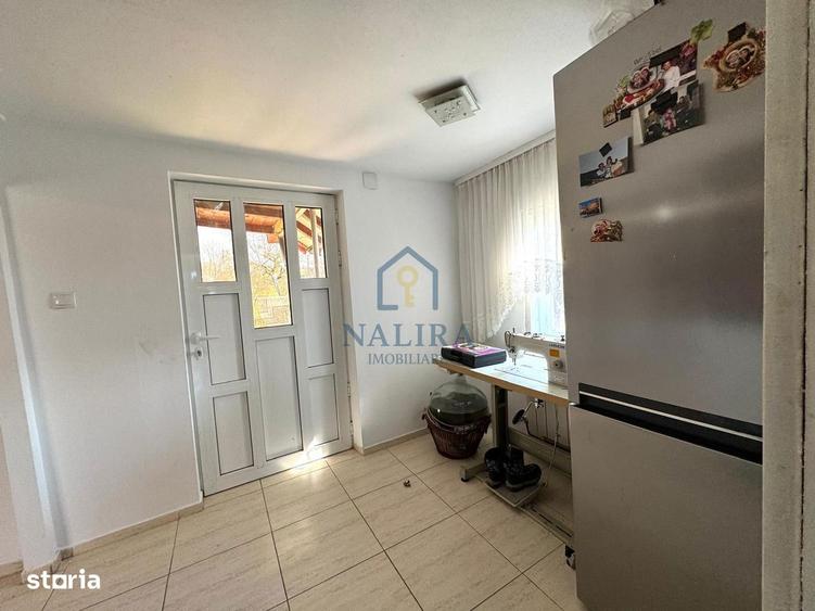 Casa de vanzare Surdesti cu teren intravilan 5000mp - 17