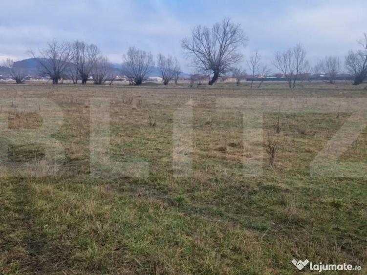 Teren intravilan Sanpetru - ideal c-tie casa- 500 mp - 2
