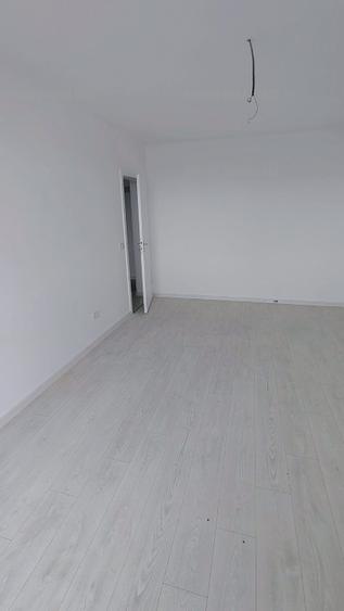 Apartament 2 camere - decomandat - dresing - 85.000 euro  - 9