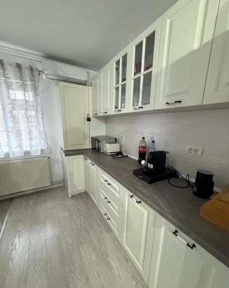 Apartament 3 camere, 75 mp, zona Corni?oiu - 11