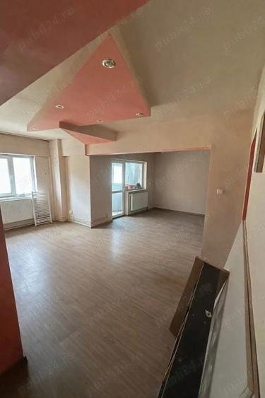 Apartament 4 camere (112 mp) - 1