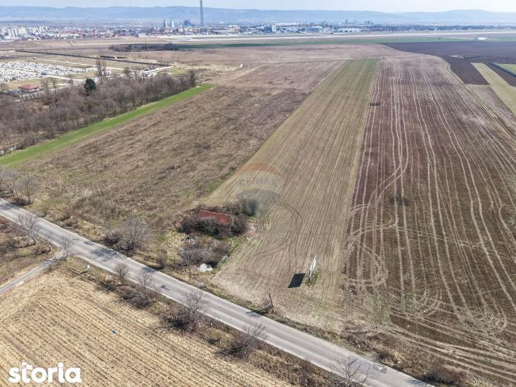 Teren intravilan de inchiriat 44700 mp langa centura Bacaului - 2