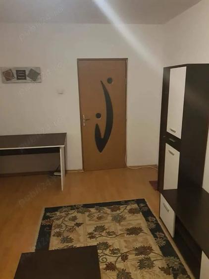 Inchiriez apartament 2 camere decomandate,zona Iulius Mall langa lacul 3 - 3