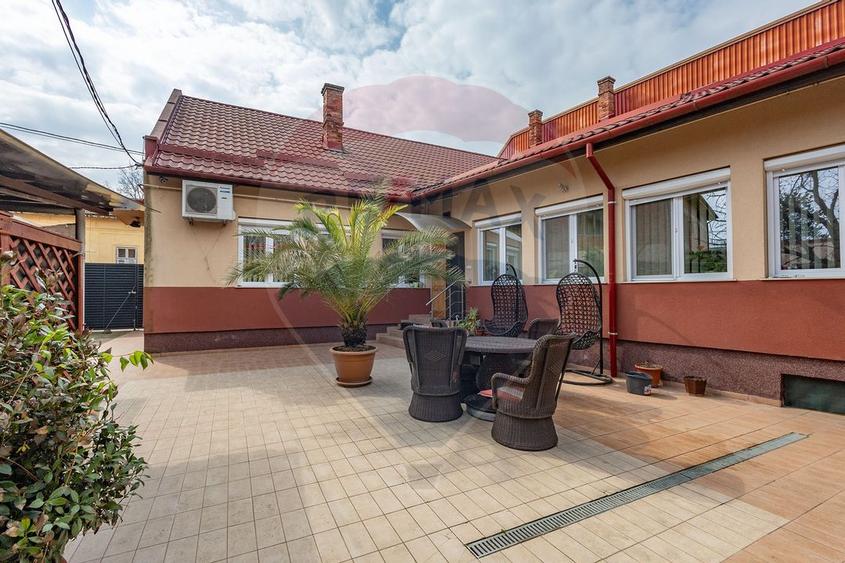 Townhouse | Buzias | 6 Martie | 197mp | 5camere 2bai | Patio | Garaj - 2