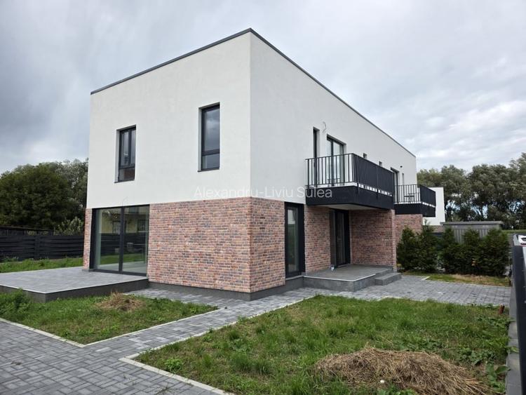 Casa tip duplex stil mediteranean, teren 320mp, Stupini BV