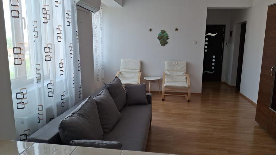 Inchiriez apartament 2 camere - 4
