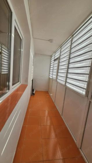 Apartament de vanzare - 3 camere - 3