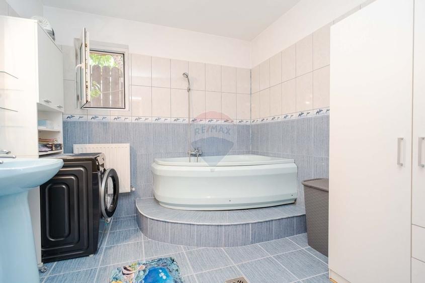 Casa / Vila de Vanzare 200mp Teren 870mp Str. Soarelui - Valea Lupului - 24