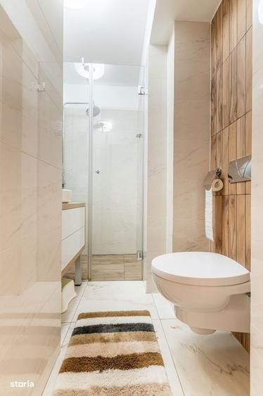 Apartament cu 4 camere decomandat în Plopilor