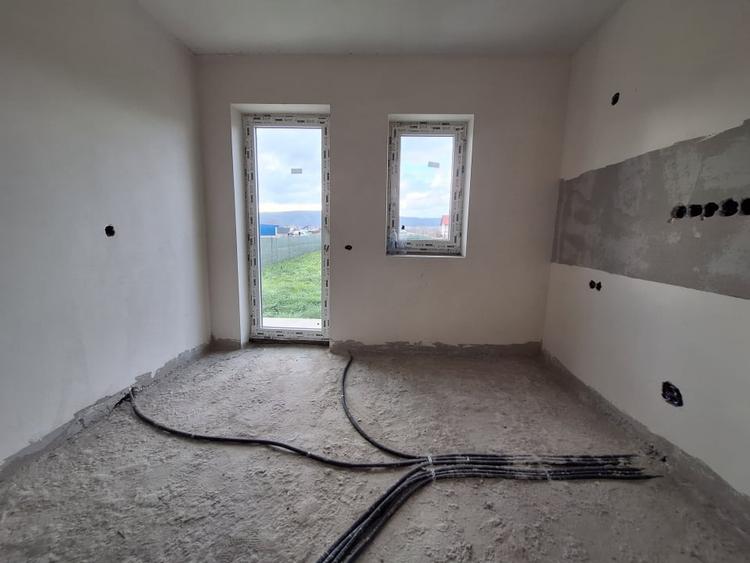 Casa individuala, 5 camere, teren 500 mp, zona centrala Gilau - 10