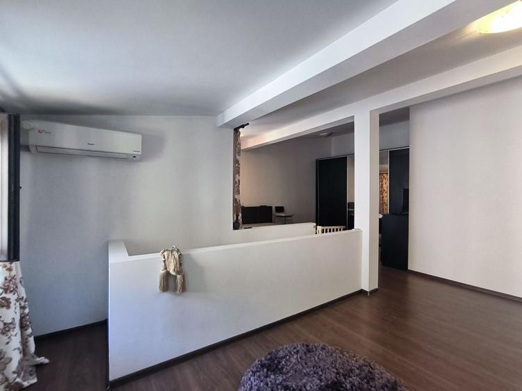 De v&acirc;nzare duplex pe strada Occidentului - 12