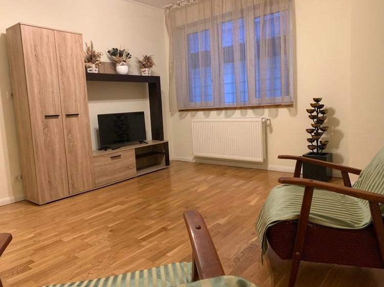 Apartament 2 cam. de inchiriat, vila noua, zona Piata Unirii - 10