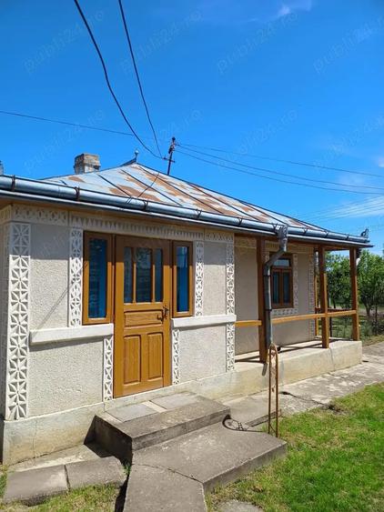 Botosani - 15 min, Casa cu teren de 2500 mp - 22 eur mp - si loturi individuale - 4