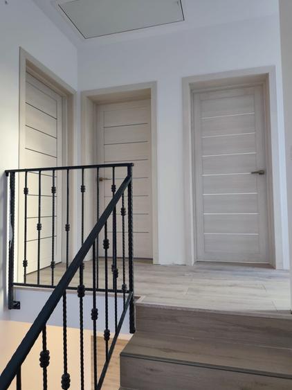 FARA COMISIOANE casa cu 4 - 5 camere P+1+pod 2 placi terasa cam tehnic la cheie - 12