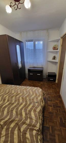 Vand apartament in cartier Trivale, complex2 langa gradinita si Sc nr 13 etajul 3, 45m2,loc de parcareanul 1977, - 7