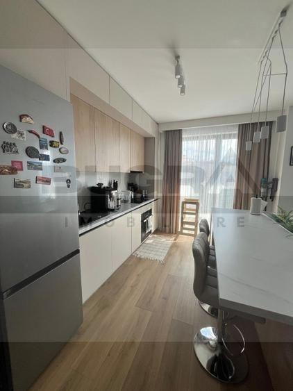 Apartament de 3 camere ultrafinisat, parcare, boxa, zona Golden Tulip - 2