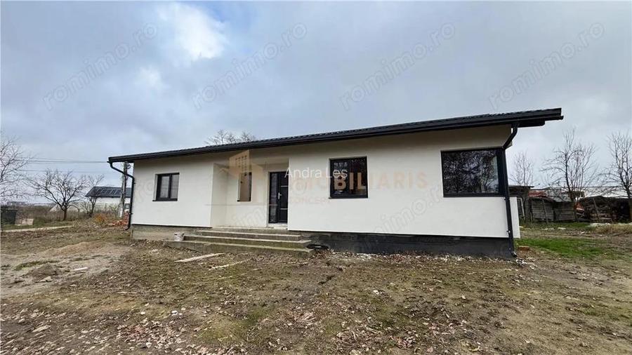 Casa de vanzare in Mocira