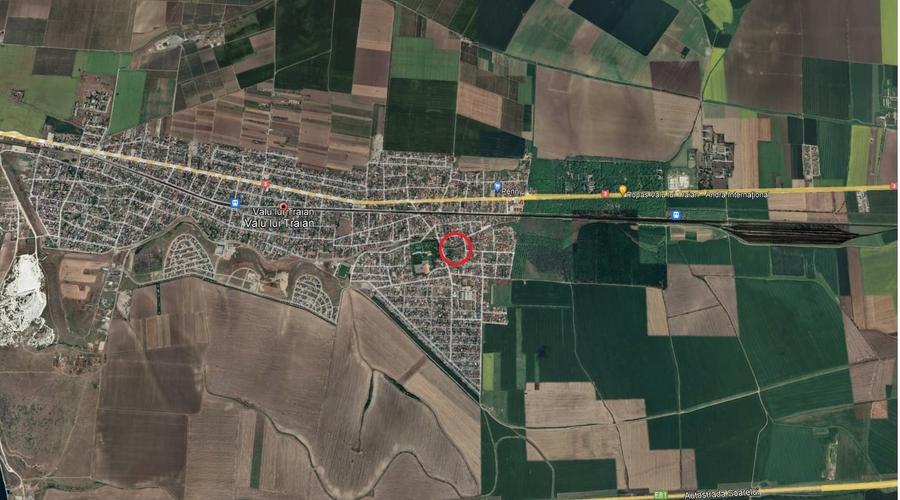 Teren de vanzare in Valu lui Traian - 1